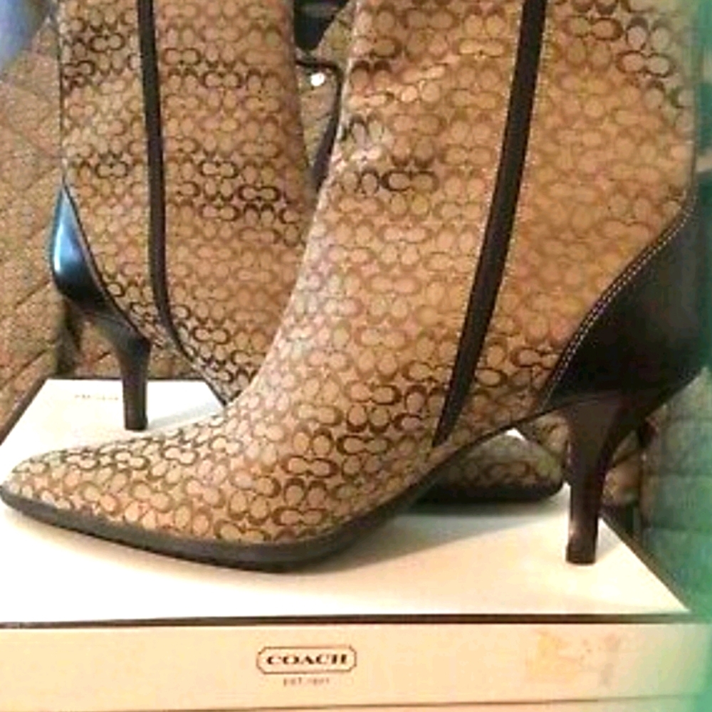 Coach Jeri Mini Ankle boot